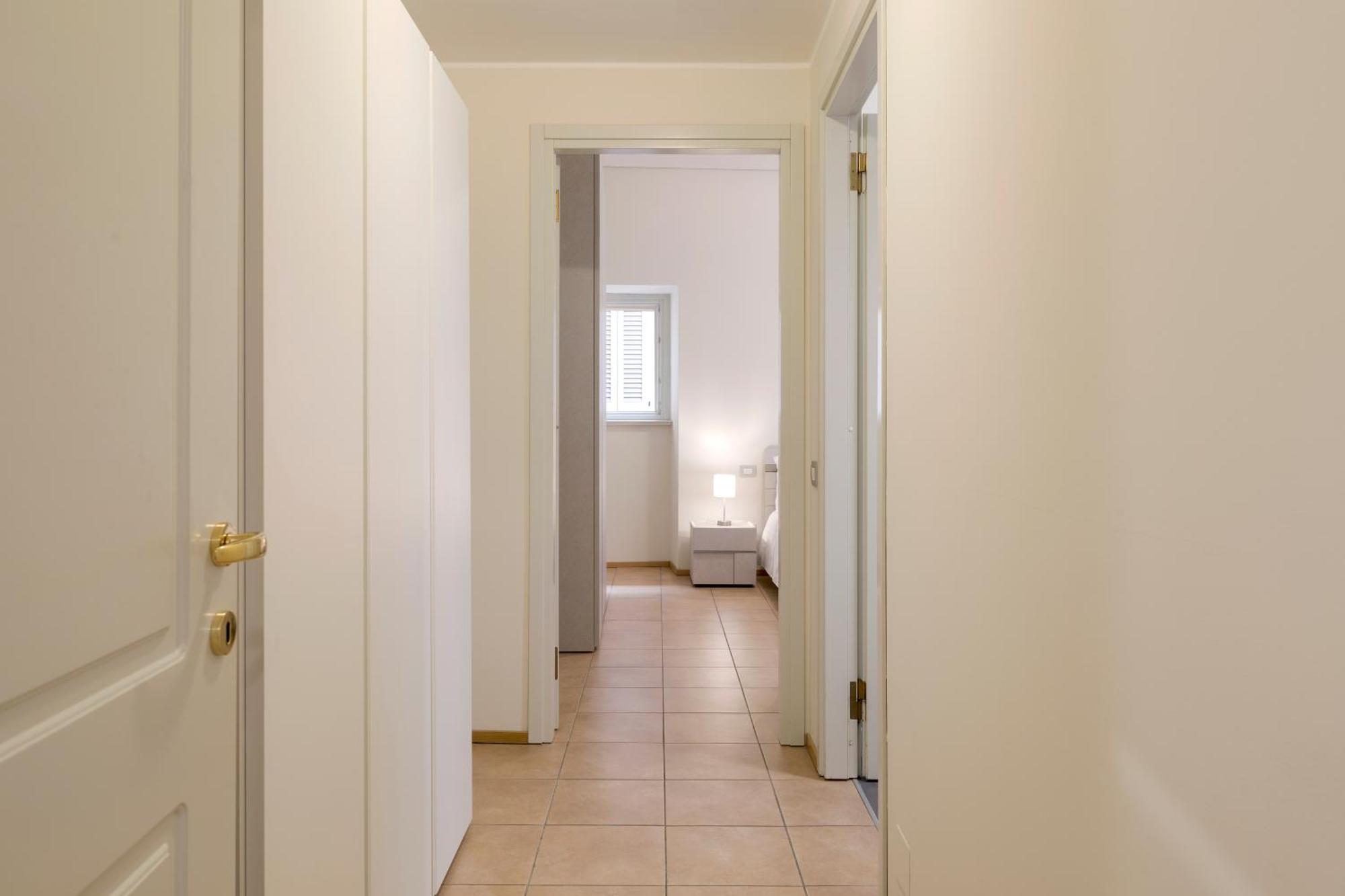 Domus Apartments Como - By Relais Di Giada Luaran gambar