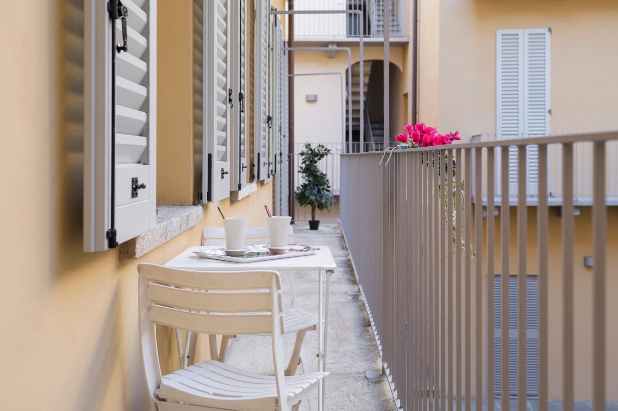 Domus Apartments Como - By Relais Di Giada Luaran gambar